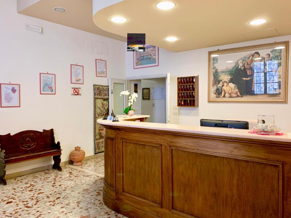 Frühstückspension Casa Per Ferie Regina Santo Rosario Florenz