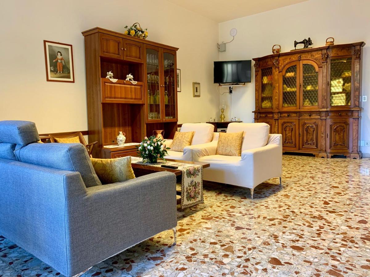 Frühstückspension Casa Per Ferie Regina Santo Rosario